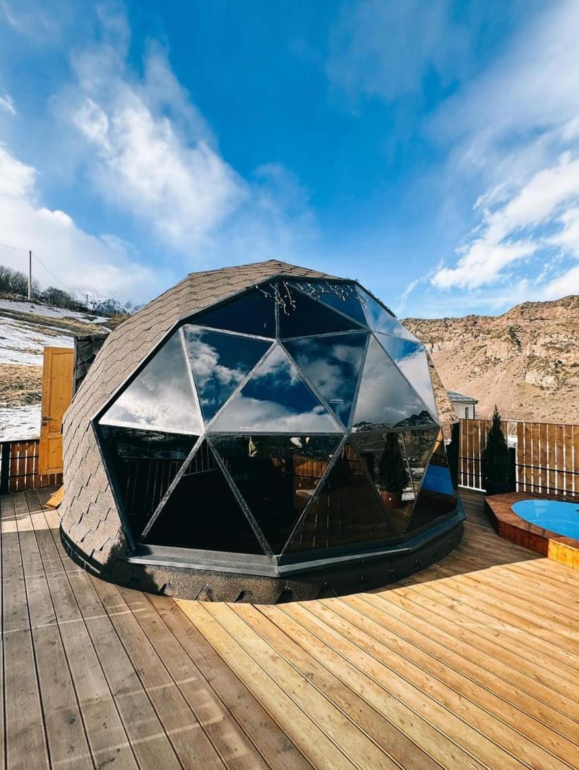 הוילה קזבגי Gabua Glamping מראה חיצוני תמונה